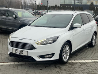 Ford Focus foto 2