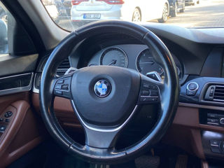 BMW 5 Series foto 12