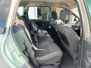 Renault Scenic foto 16