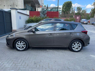 Toyota Auris foto 3