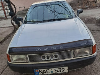 Audi 80