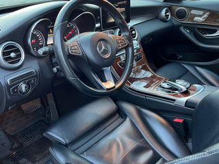 Mercedes C-Class foto 6