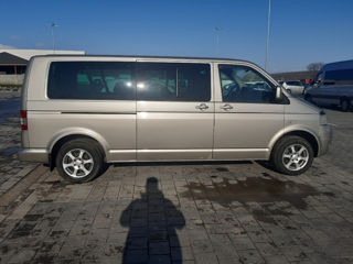 Volkswagen Caravelle foto 7