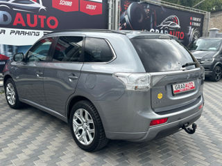 Mitsubishi Outlander foto 8