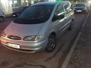 Ford Galaxy foto 6