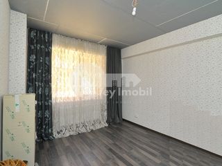 Apartament cu 1 cameră, bloc nou, euroreparație, or. Codru, 28000 € ! foto 4