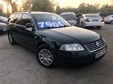 Volkswagen Passat foto 1