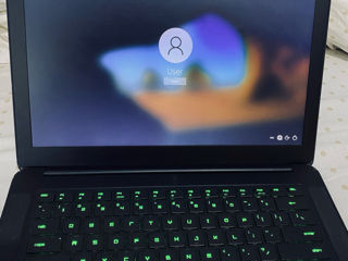 Razer blade 14 foto 2