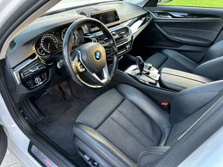 BMW 5 Series foto 7