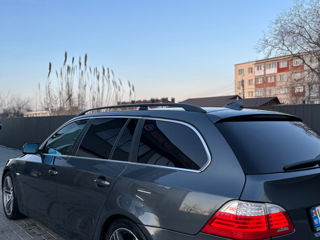 BMW 5 Series foto 3