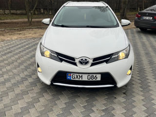 Toyota Auris foto 2