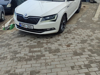 Skoda Superb foto 9