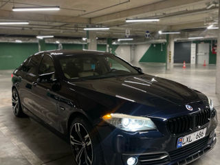 BMW 5 Series foto 3