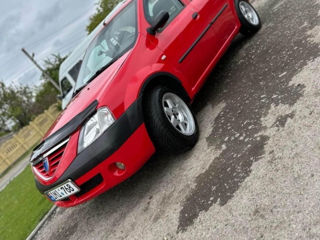 Dacia Logan foto 9