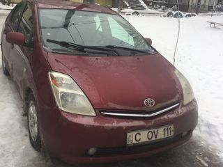 Toyota Prius foto 1