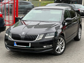 Skoda Octavia foto 1