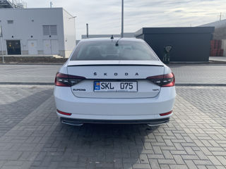 Skoda Superb foto 5