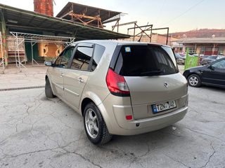 Renault Scenic foto 2