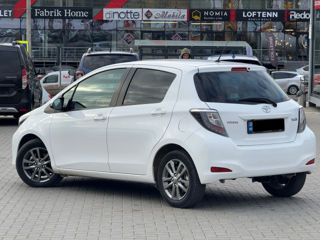 Toyota Yaris foto 5