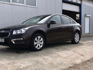 Chevrolet Cruze foto 2