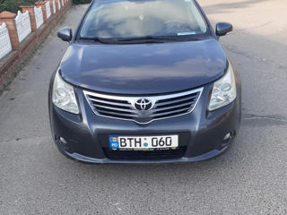 Toyota Avensis foto 3