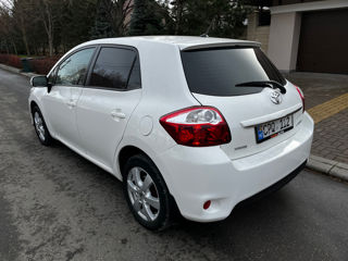 Toyota Auris foto 4