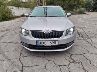 Skoda Octavia foto 1