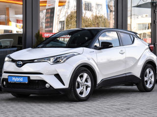 Toyota C-HR foto 1