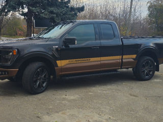 Ford F-150 foto 4