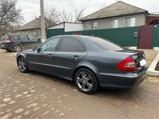 Mercedes E-Class foto 4