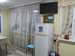 Apartament cu 2 camere, 60 m², Botanica, Chișinău foto 3