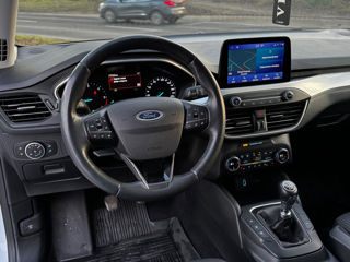 Ford Focus foto 9