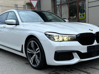 BMW 7 Series foto 3