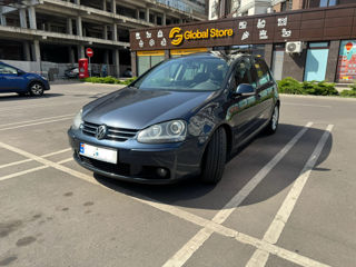 Volkswagen Golf foto 1