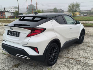 Toyota C-HR foto 4