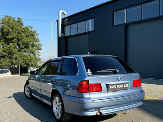 BMW 5 Series foto 3