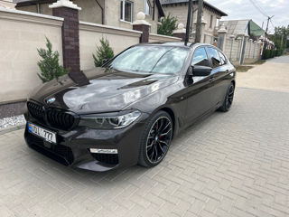 BMW 5 Series foto 6