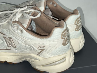 Новые New Balance 725 foto 3