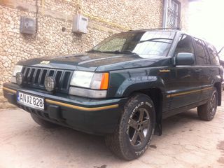 Jeep Grand Cherokee foto 1