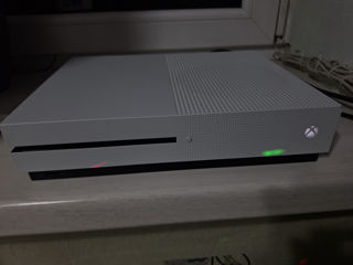 Xbox one S 500Gb foto 2