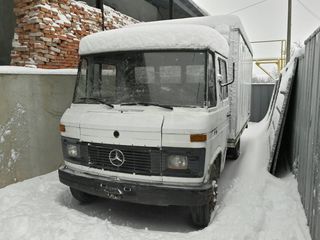 Mercedes 608 foto 1