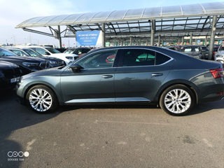 Skoda Superb foto 3