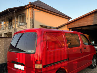 Toyota Hiace foto 4