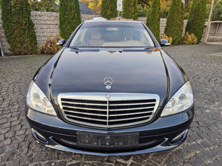 Mercedes S-Class foto 2