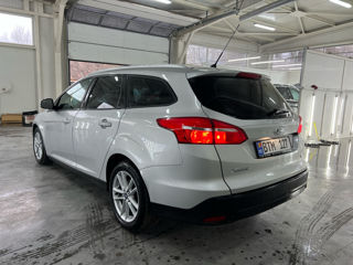 Ford Focus foto 4