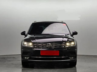 Volkswagen Tiguan foto 3