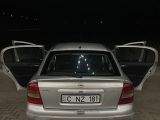 Opel Astra foto 4