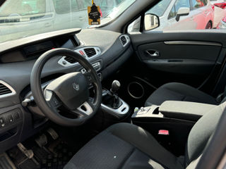 Renault Scenic foto 7