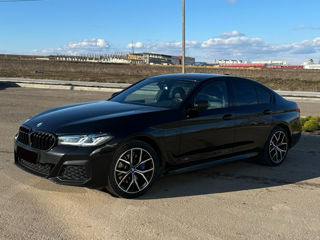 BMW 5 Series foto 4