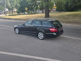 Mercedes E-Class фото 7
